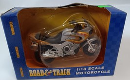 Yamaha 850 Cycle Maisto 1:18 Scale Yamaha 850 Toy. Road & Track #31026 - $10.00