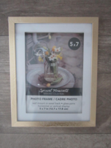 Special Moments Memories Matted Gold Plastic Picture Frame Easel Stand 5&quot;x7&quot; New - $11.87