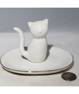 White Cat RIng Holder Oval Trinket Gold Trim Tri-Coastal Design 2015 Mad... - £7.13 GBP