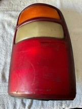 2000-2006 Chevy Suburban Tahoe GMC Yukon Right Tail Brake Lamp - $35.10