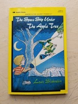 Space Ship Under Apple Tree By Louis Slobodkin 1993 - £51.93 GBP