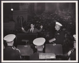 US Marine Band 8x10 Photo - John Philip Sousa IV Conducting at Capitol, 1958 - £15.75 GBP