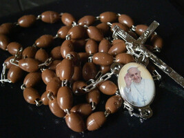 ROSARY NECKLACE Jesuits with medal of Pope Francis BERGOGLIO New - £22.81 GBP