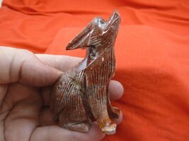 (Y-COY-401) red gray Coyote wolf carving stone gemstone SOAPSTONE PERU c... - €20,19 EUR