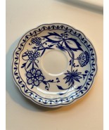 Zwiebelmuster Triptis Germany Blue Onion Scalloped Edge Saucer Plate Por... - $12.00