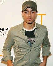 Enrique Iglesias Baseball Cap 16X20 Canvas Giclee - £56.82 GBP