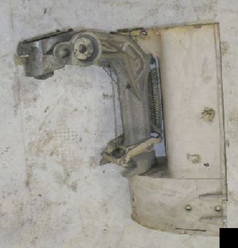 1960 40 HP Johnson Sea Horse Outboard Swivel Bracket w Rear Housing Cover - $39.88