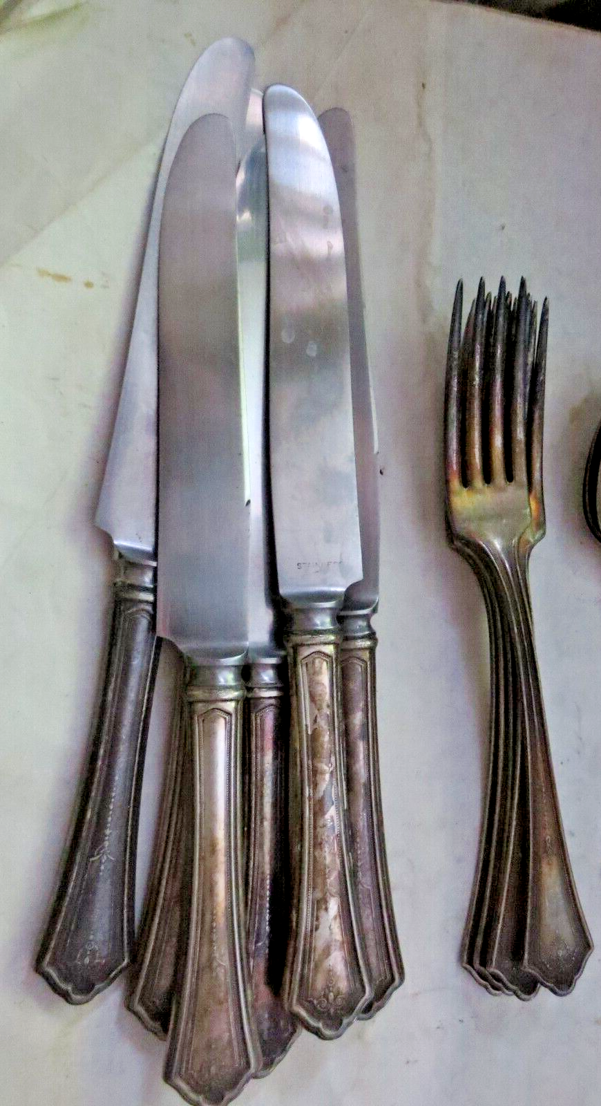 Vintage Oneida Community Capitol Plate lot of 11 pieces Knives Forks Spoons - $27.83