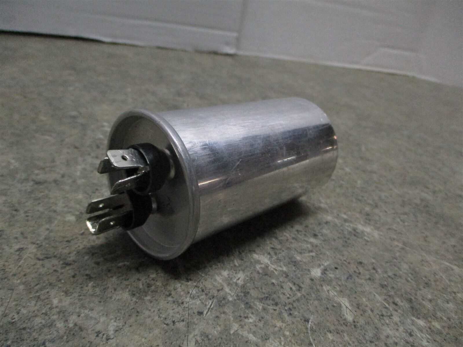 Ge Air Conditioner CAPACITORSCRATCHED Part  WJ20X10132