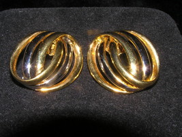 Vintage Gold and Silvertone Interlocking Oval Earrings for Pierced Ears – - £7.49 GBP