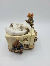 Boyds Bears Votive Holder - Bailey and Matthew...The Gift - Style# 27723 - $14.80