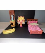 Fisher Price Loving Family My First Dollhouse Small Lot 7 Pcs - $326.88 MXN