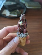 3.5&quot; resin Dragon wine topper and cork - $9.90