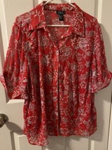 RQT Woman Red &amp; Silver Floral button Blouse 1X attached shell - £10.28 GBP