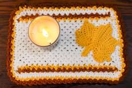 Autumn/Fall Candle Mat; Table Centerpiece; Doily/Crocheted Place Mat - $399.14 MXN
