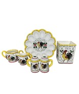 UCAGCO Early Provincial Rooster Roses Lot Salt Shakers Egg Plate Country... - €34,06 EUR
