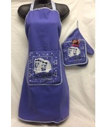 White poodle dog on blue apron, pot holder and oven mitt - €18,01 EUR