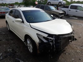 Driver Left Front Door Glass Sedan Fits 13-17 ALTIMA 3990399 - £99.08 GBP