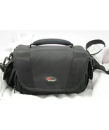 Lowepro Edit 130 Black Padded Camera Bag with Shoulder Strap Handle - £10.03 GBP