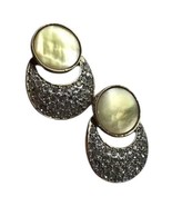 Vintage Butler Clip On Earrings  Mother Of Pearl And Rhinestones - $830.24 MXN