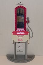 2018 Barbie Doll Accessory A Day At The Salon w/Sink &amp; Mirror Mattel - $14.80