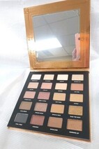 ICONIC LONDON Hotting Up Eyeshadow Palette 20x1.2g / 0.04oz  image 3