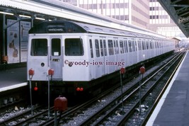 pu3191 - London Underground - C69 Stock Hammersmith, Whitechapel- print 6x4 - $2.95