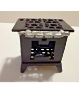Vintage DOT Cast Iron Dollhouse Stove Old Fashioned Miniature Black Metal - $279.47 MXN