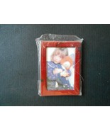 Unbranded 1-7/8&quot; x 2-1/2&quot; Red Rectangle Picture Frame - £3.86 GBP