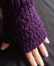new Handmade Knit Fingerless Gloves Mittens Arm Warmers Glovelets purple L/XL - £15.66 GBP