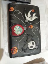 Loungefly Disney Nightmare Before Christmas Tree Lights GITD Zip Around ... - $38.22