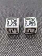 (2) Atlas Games Feng Shui White Black Exploding Dice 14MM - $552.96 MXN