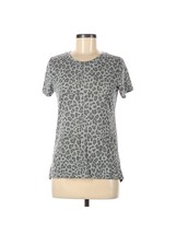 Zoe + Liv Womens Short Sleeve Top Grey Leopard TAG FREE Sz M NEW - £7.57 GBP
