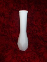 Vintage Bud Vase White Milk Glass Bud Flower Vase - £2.31 GBP