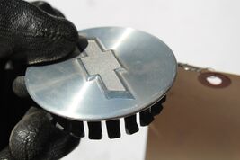 2010-2012  CHEVROLET CAMARO SS WHEEL CENTER CAP R3244 image 2