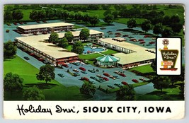 Postcard Sioux City Iowa Holiday Inn Swimming Pool Aerial View - £3.59 GBP