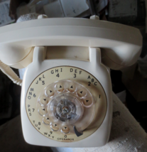 1971 Vintage Automatic Electric Rotary Desk Phone Tan NC802130CXX - £18.11 GBP