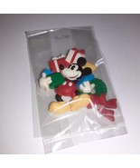 Disney Mickey Mouse Christmas Gift Pinback Button Vintage 80s - £9.37 GBP