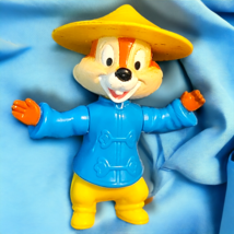 Vintage 1994 Disney Epcot Center Chip &#39;n&#39; Dale Chipmunk  CHIP 2 1/2&quot; PVC... - $74.06 MXN