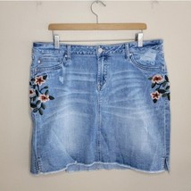Dear John | Floral Embroidered Distressed Denim Skirt, Womens Size 32 - £22.08 GBP
