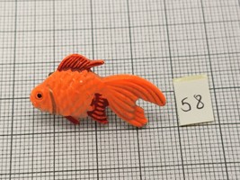 Metal Pin Badge Fish #58 - $7.82