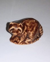 Chipped Wade Raccoon Red Rose Tea Figurine 2nd US Series 1985-1994 Made in Engla - $2.00