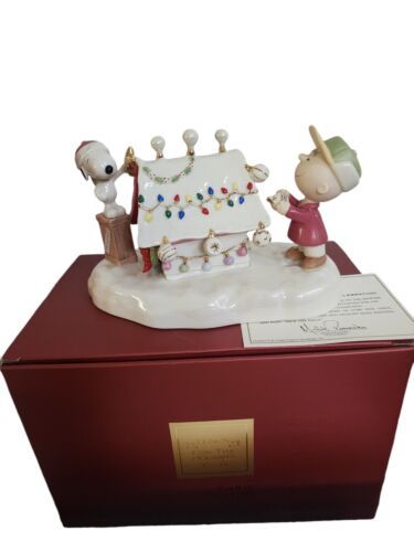 Lenox Snoopy’s Christmas Celebration Figurine 2006 - Musical - $247.50