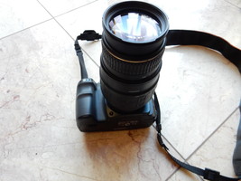 Sony Alpha a100 10.2MP Digital SLR Camera - Black (Kit w/ LDO 70-300mm Lens) - £118.52 GBP