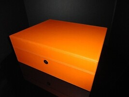 Brizard Airflow Humidor in Racing Orange Leather with cutter and lighter NIB image 5