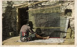 Original ~1910 Native American Hopi Blanket Weaver postcard Detroit Publishing - £7.91 GBP