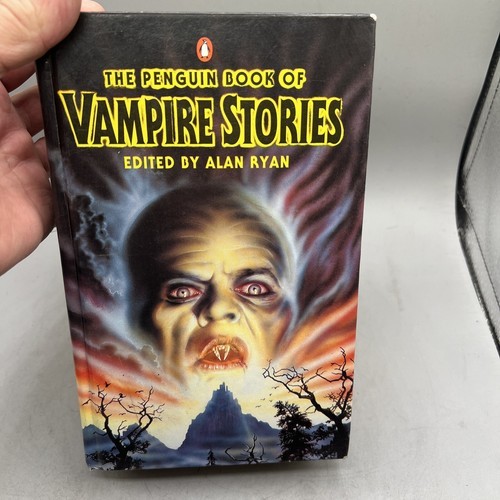 VAMPIRE STORIES BOOK BY ALAN RYAN 1991 HC 622 PAGES First USA Edition - $18.80