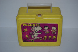 Vintage Plastic Peanuts Thermos Lunch Box USA Made Snoopy - £14.05 GBP