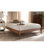 Corinne Ash Wanut Finished Full Size Wood Bed - $5,335.58 MXN