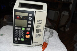 Baxter Flo-Gard 6201 Infusion Pump powers on- need battery as is -516b - €112,87 EUR